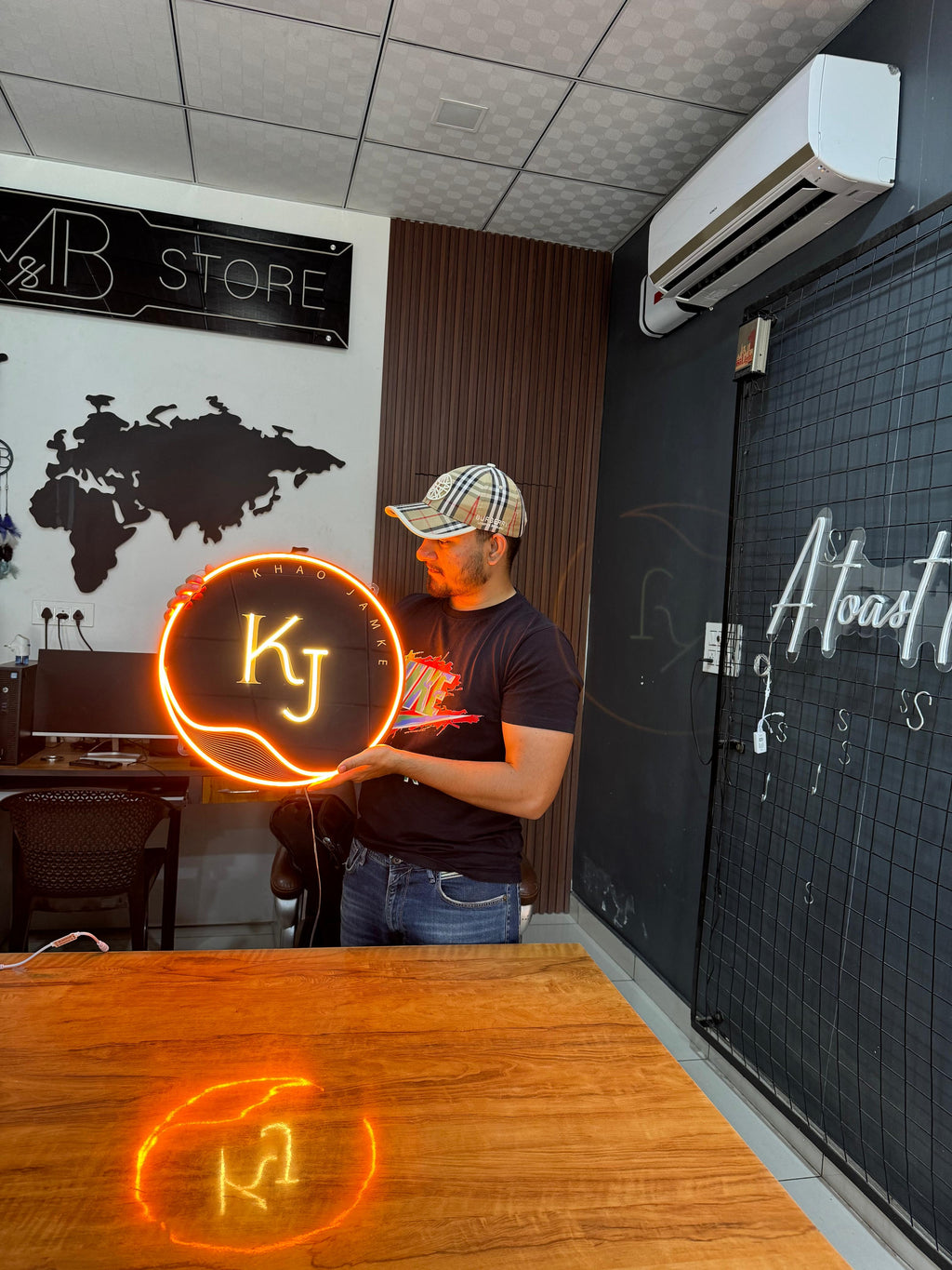 Custom UV Print Logos/ Custom PopArt