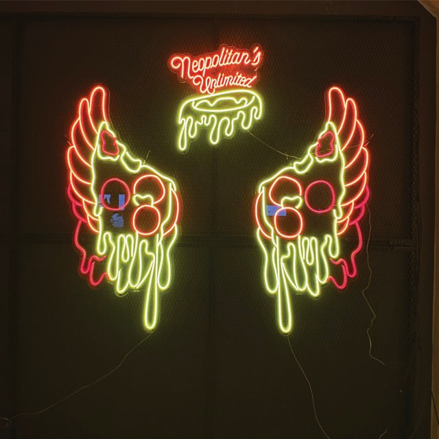Pizza Neon Wings