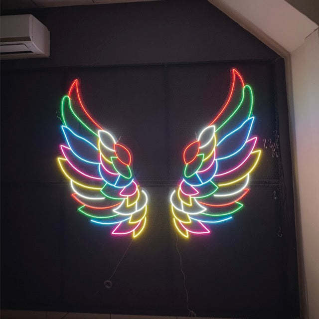 Snoopy Neon Wings